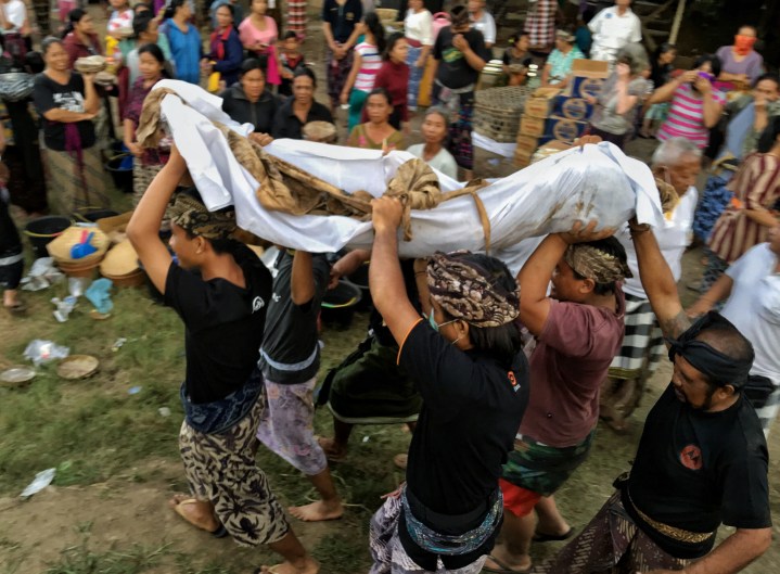 7 BALI FUNERAL BLOG.jpg